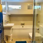 船上ホテル Unique Houseboat Experience I Break ヨーク