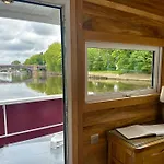 Unique Houseboat Experience I Break *